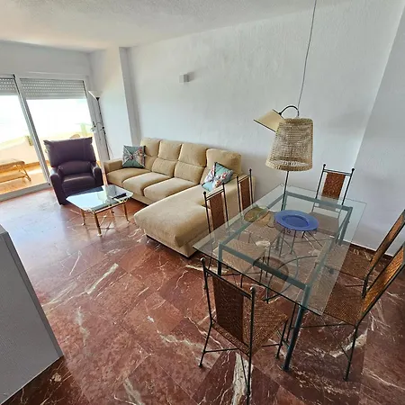 Torres Blancas 13 Apartment *